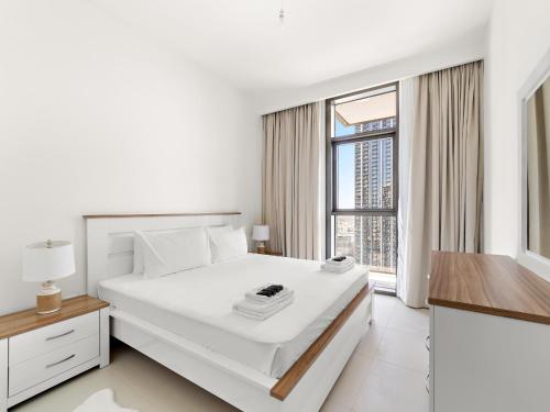 Stunning 1-Bedroom With Burj Khalifa and Fountain Views, Dubai (photo 10)