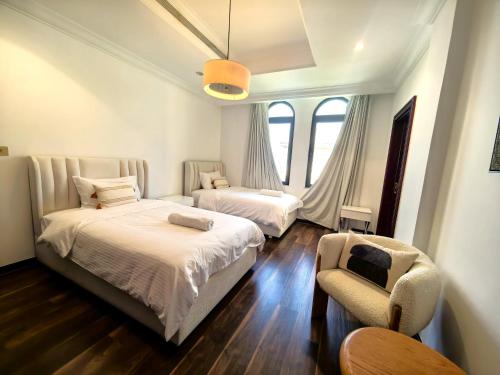 Amazing 4 bedrooms Villa private Beach and Pool In palm Jumeirah Dubai, Dubái (foto 8)