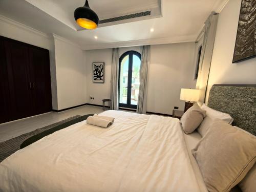 Amazing 4 bedrooms Villa private Beach and Pool In palm Jumeirah Dubai, Dubái (foto 9)