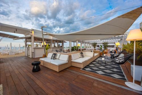 شاطئ, Excelsior Hotel, SPA & Lido - Preferred Hotels & Resorts in Pesaro City Center