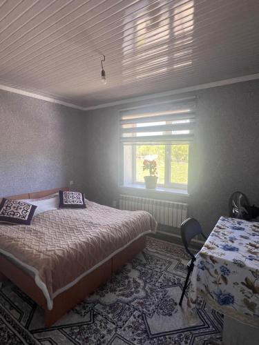ERLAN Guest House in Baetov