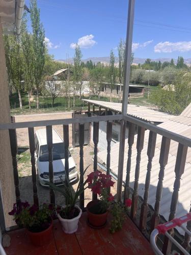 ERLAN Guest House in Baetov