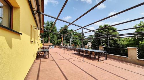 Viesnīcas āriene, Penzion a restaurace Zlatovláska u zámku Červená Lhota (Penzion a restaurace Zlatovlaska u zamku Cervena Lhota) in Pluhův Žďár
