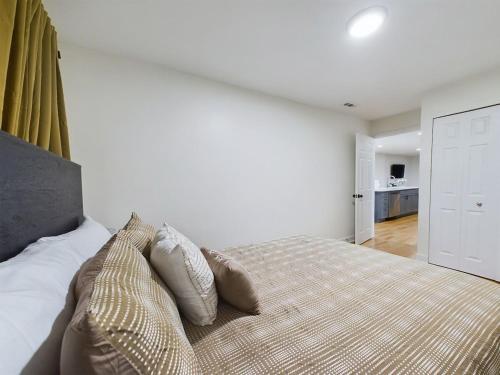 Chic Modern Comfort in Chicago in Chicago, USA