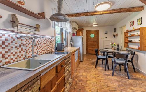 virtuve, Holiday Home Segotici Xc in Veliki Vareski