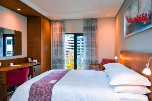 Crowne Plaza - Dar Es Salaam By IHG - image 4