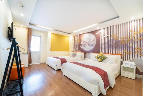 Dancenter Joy Inn Hotel Tan Binh Near Tan Son Nhat Airport