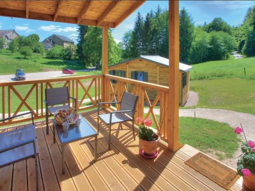 Chalet Jonquille avec Spa dans les Vosges du Sud - FR-1-583-500 in La Vaivre
