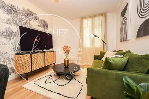 EIFFEL TOWER Charming and Modern Flat, Parigi