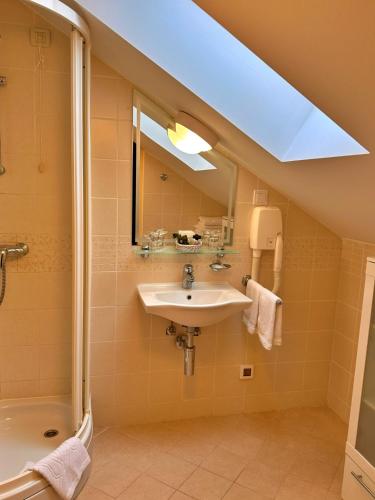 Economy Double Room room in Hotel Bozica Dubrovnik Islands
