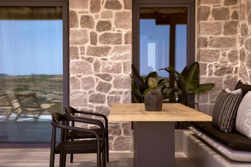 设施服务, Kemelia Suites in 米洛斯岛