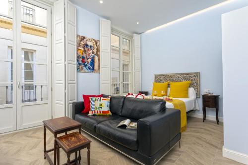 -MalagaSunApts-Picasso Classic, Málaga