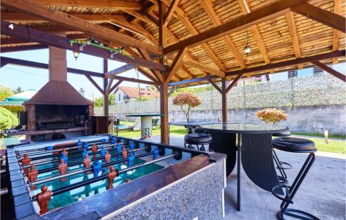 Viesnīcas āriene, Amazing Home In Starjak With Private Swimming Pool, Can Be Inside Or Outside in Starjak