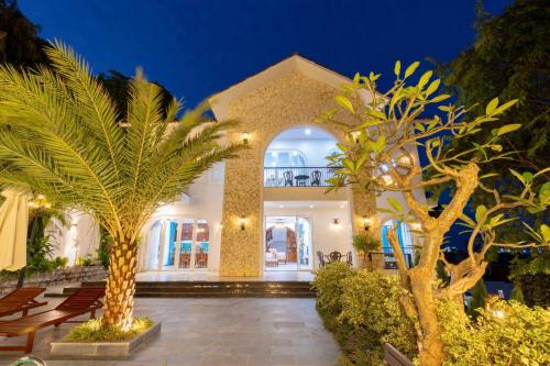 Kert, Yubi Villa Private Swimming Pool 100m2 - Super Vip in Phuong 6