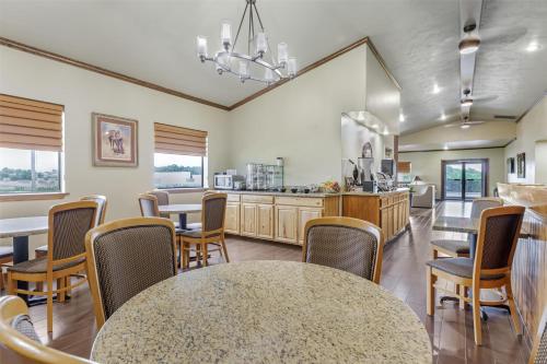Best Western TimberRidge Inn - image 14