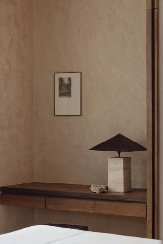 Standard Suite image 2