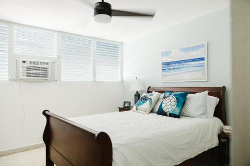 Seaside Apartment Steps to Breathtaking Sunrise - image 4