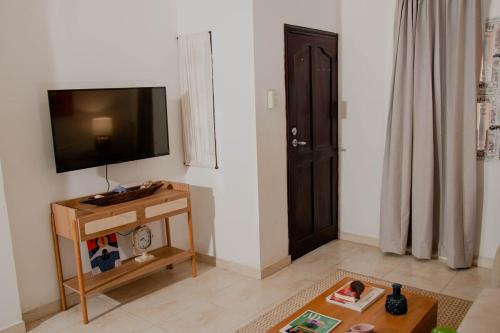 One-Bedroom Apartment image 5