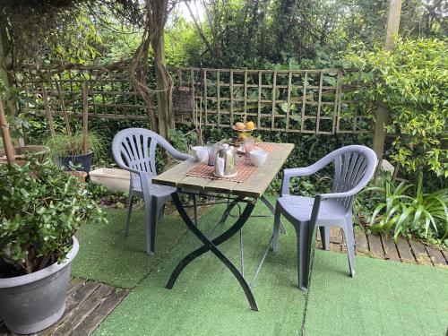 Holiday Home Les Coquelicots by Interhome in Regneville-Sur-Mer