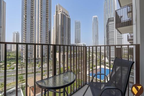 Vogue Brand New One Bedroom Apartment located Creek Crescent with Balcony Pool View, Dubaj (zdjęcie 4)