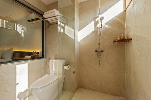 Superior Double or Twin Room with Pool View image 1