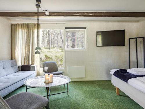 Holiday Home Himla by Interhome in هوديكسفال