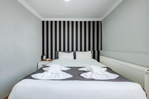 Double Room image 8