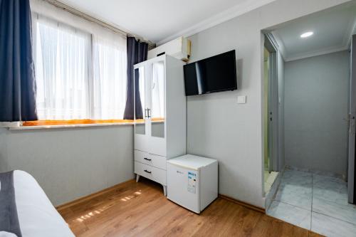 Double Room image 4