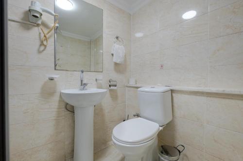 Double Room image 1