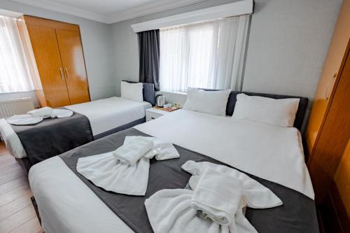 Triple Room image 3