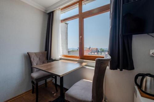 Deluxe Double Room with Sea View image 6