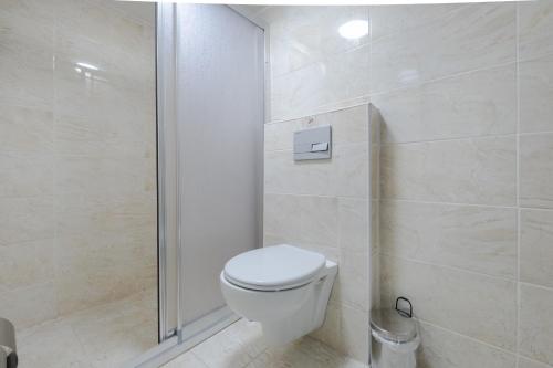 Deluxe Double Room with Sea View image 3