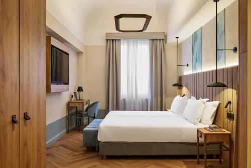 Deluxe Room Twin Beds