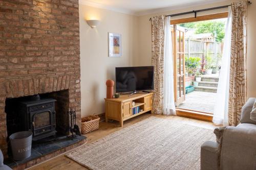 Cottage in Central Burbage Leicestershire in Burbage