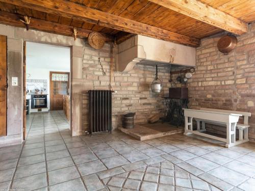 Grande maison rénovée avec WIFI, idéale pour familles - FR-1-583-406 (Grande maison renovee avec WIFI, ideale pour familles - FR-1-583-406) in La Vaivre