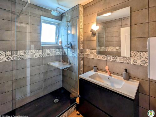 Gîte paisible à La Vernotte pour 4 personnes - FR-1-583-492 (Gite paisible a La Vernotte pour 4 personnes - FR-1-583-492) in Fresne-Saint-Mamès
