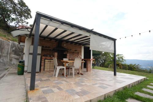 Cabañas de la loma (Cabanas de la loma) in Piedecuesta