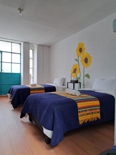 Standard Twin Room image 4