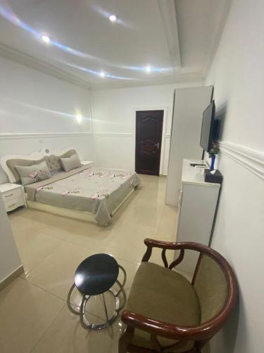 Double Room with Balcony image 1