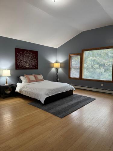 Quiet Cozy Stay Spacious Home Near Beach & Shops in 哈姆登