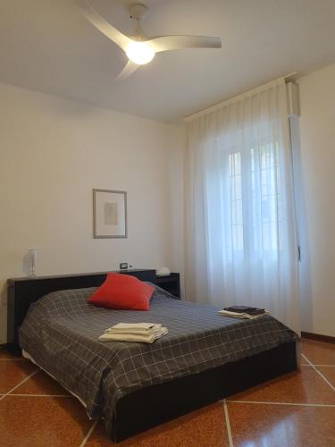 Spacious three-room apartment in Saragozza, Boloňa (fotografie 5)