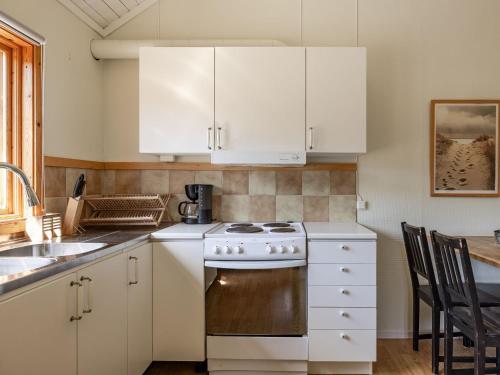 Holiday Home Hölick Tallen 2 by Interhome (Holiday Home Holick Tallen 2 by Interhome) in ฮูดิคสวัลล์