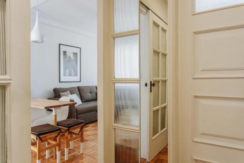 Cozy 1-Bedroom with Private Terrace in Palmela, Porto (fotografie 2)