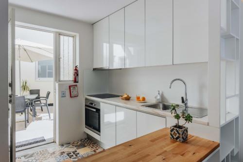 Cozy 1-Bedroom with Private Terrace in Palmela, Porto (fotografie 7)