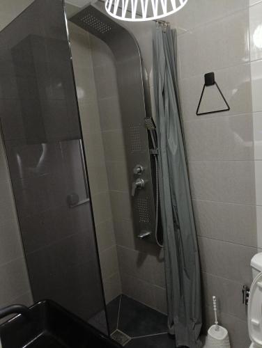 Apartment Gjilan Per 2 Persona in กินยีลาเน