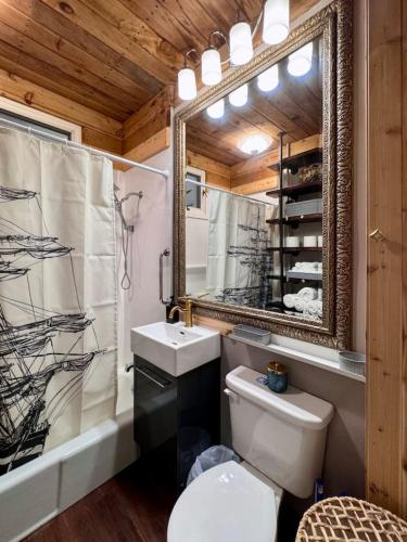 Comfy, Close to Downtown with Lake & Lift Bridge Views, Duluth (foto 3)