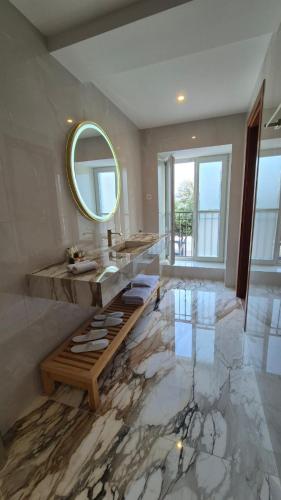 Superior Double Room image 5