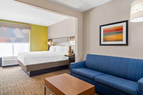 Standard Room image 4