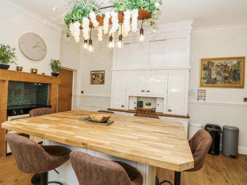 A szálláshely kívülről, Bentfield House in Listerdale