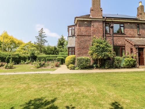 A szálláshely kívülről, Bentfield House in Listerdale